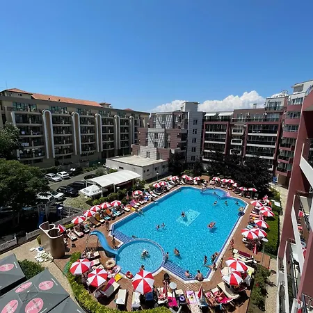 Admiral Plaza Colorful Apartament Słoneczny Brzeg
